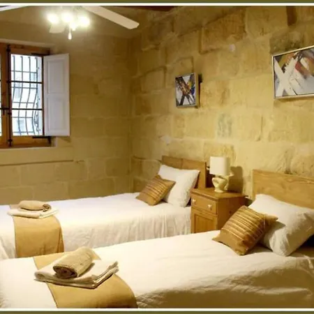 Ta' Sonia Farmhouse With Pool In Holiday home *