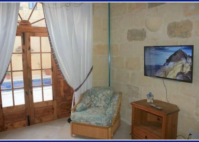 Casa vacanze Ta' Sonia Farmhouse With Pool In *